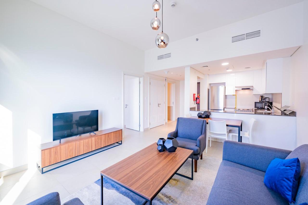 Expo Village Serviced Apartments Дубай Екстер'єр фото