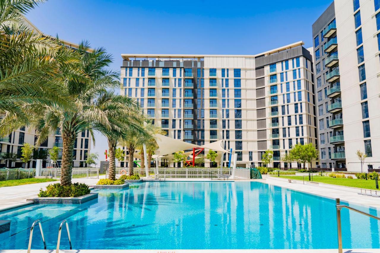 Expo Village Serviced Apartments Дубай Екстер'єр фото