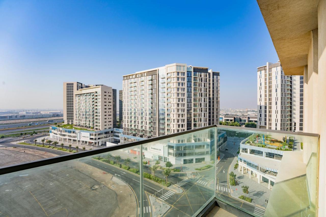 Expo Village Serviced Apartments Дубай Екстер'єр фото