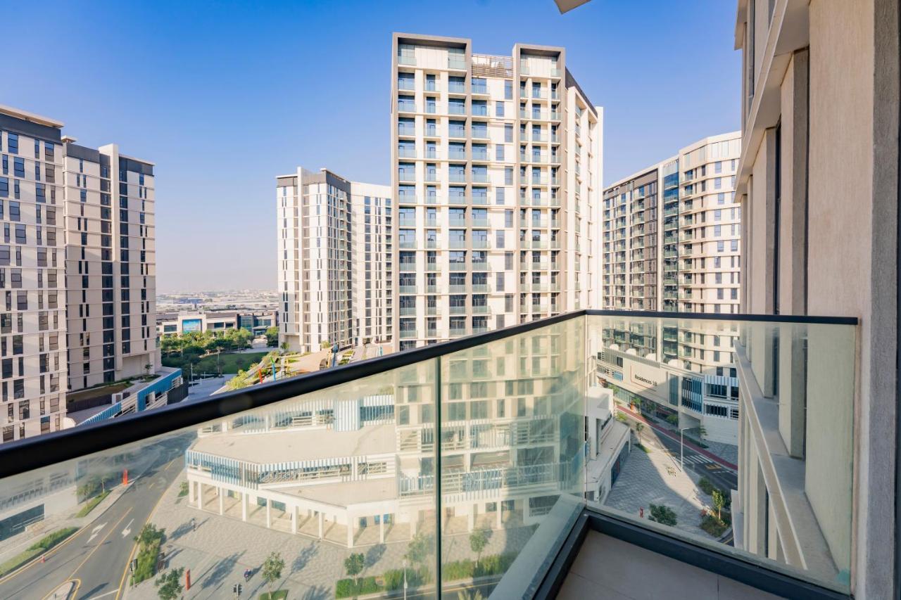 Expo Village Serviced Apartments Дубай Екстер'єр фото