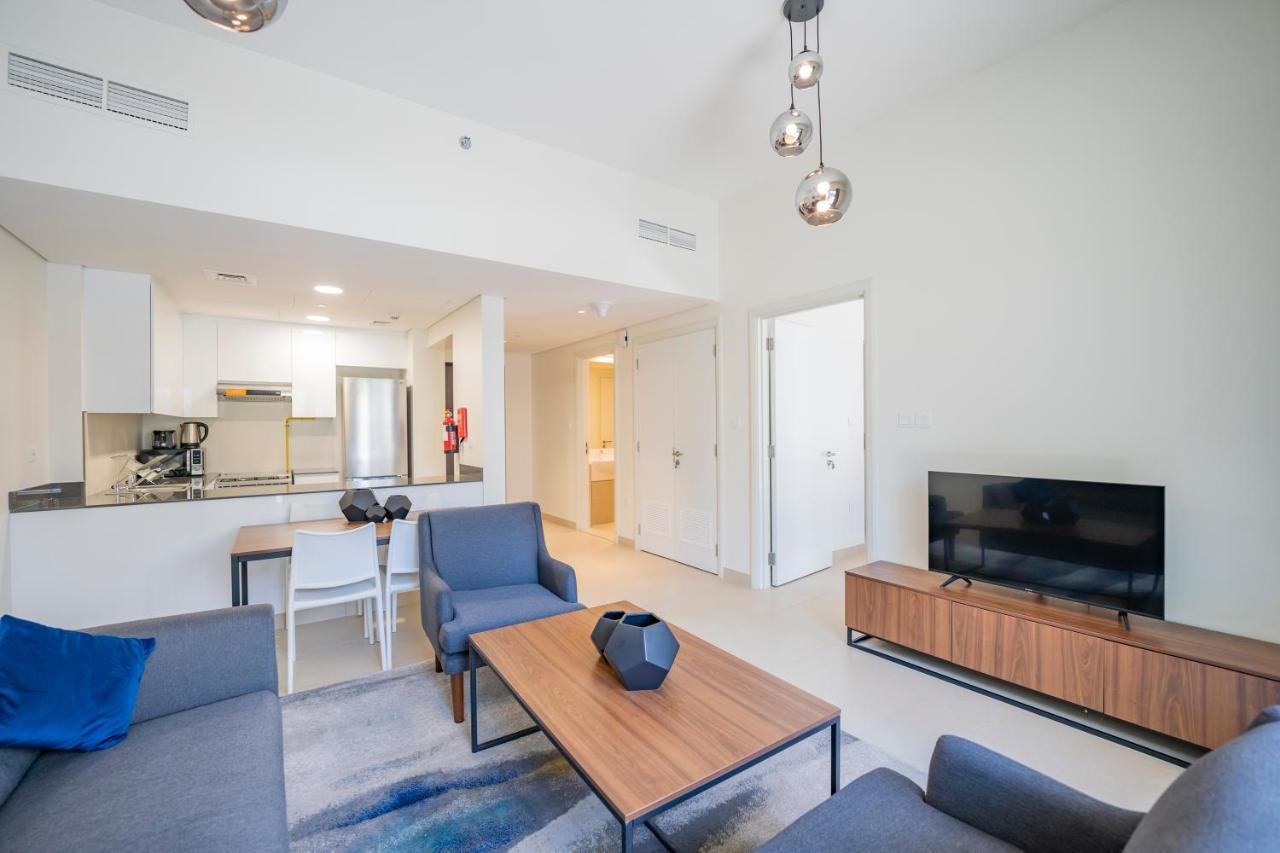 Expo Village Serviced Apartments Дубай Екстер'єр фото