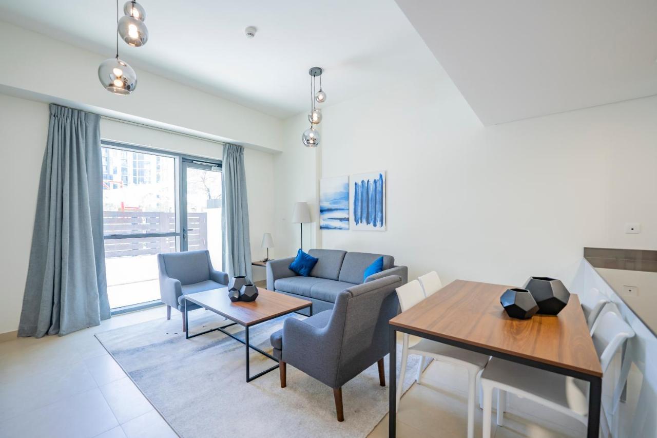 Expo Village Serviced Apartments Дубай Екстер'єр фото